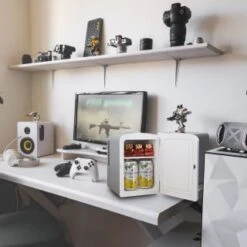 Blaupunkt 4L Mini Fridge -Home Furnishing Specialty Store 370510 blaupunkt mini fridge 4l 7