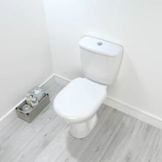 Beldray D Shaped Toilet Seat - White 3 Beldray D Shaped Toilet Seat - White