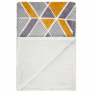 B&M Simply Geo Waffle Throw - Ochre 5 B&M Simply Geo Waffle Throw - Ochre - Image 3
